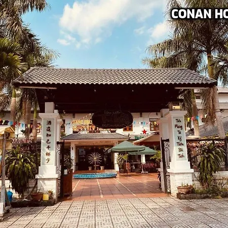 Tan Son Nhat Airport Condo Free Pool, Gym Wifi